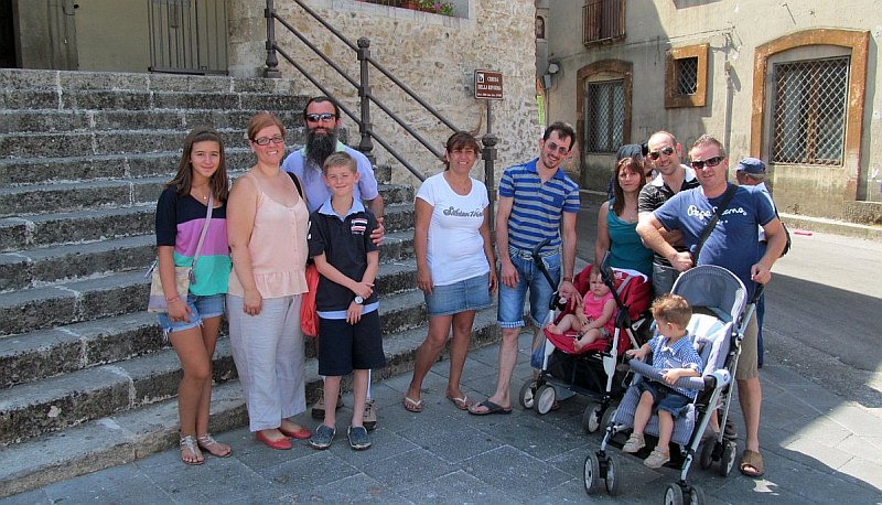 A sinistra Alberto De Rosa con la moglie Antonietta e i figli Michela e Gabriele