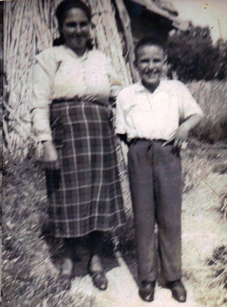 San Marco Argentano 1958 - Franco Trotta con la madre