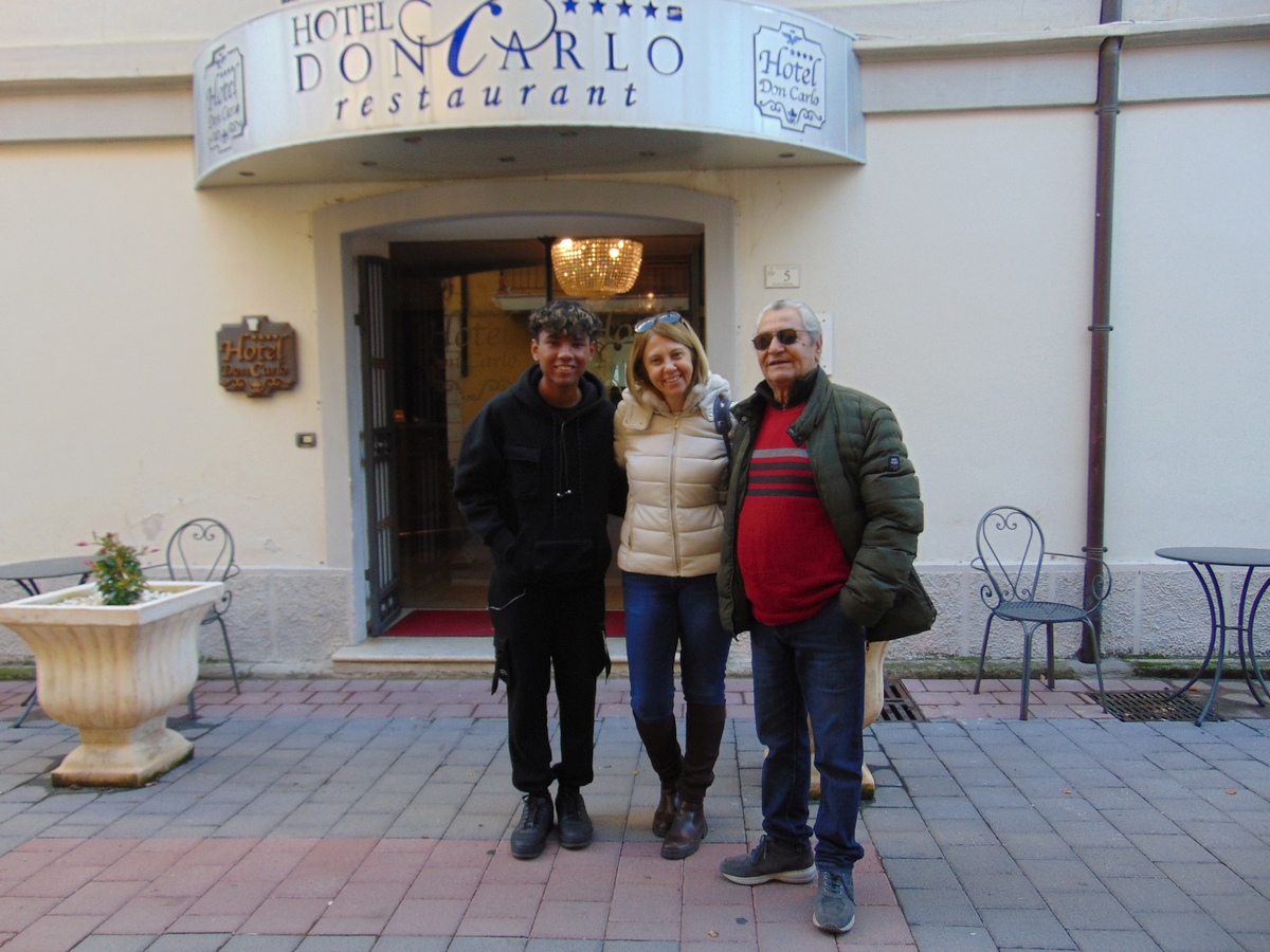 Leandro con la mamma Francesca e il cugino Italo