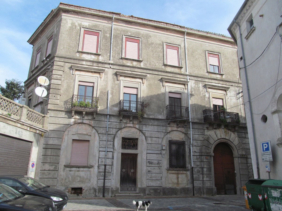 Palazzo Campagna, già Gonzaga Palazzo Campagna, già Gonzaga