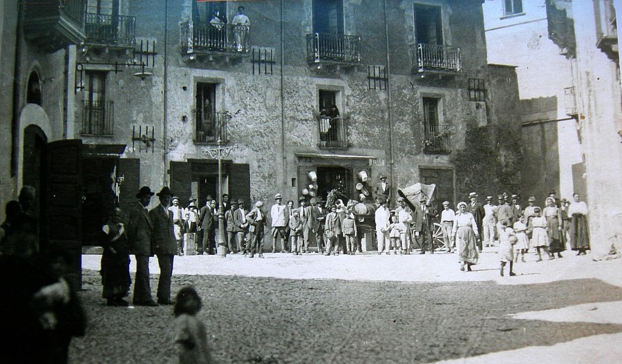 PIAZZA UMBERTO PRIMO - SAN MARCO ARGENTANO - ANNI VENTI
