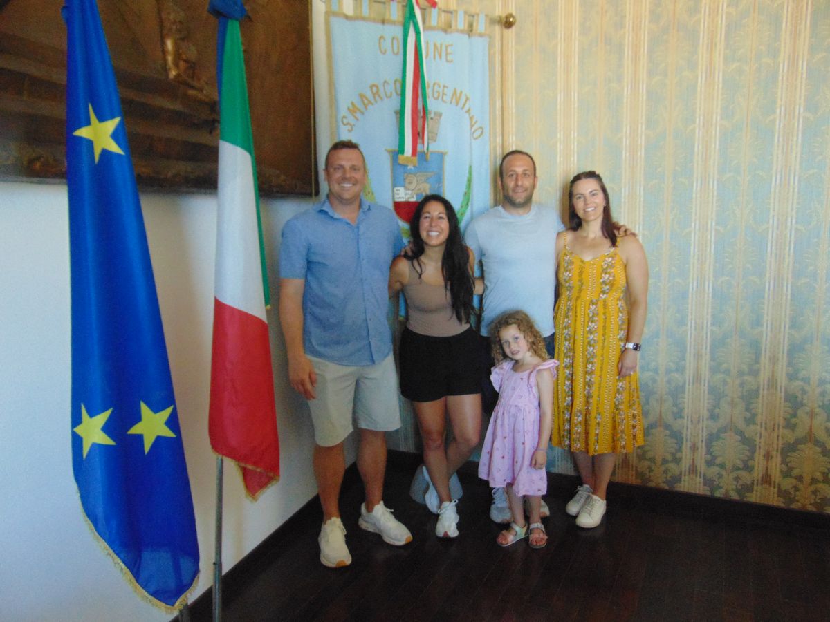 Vincent Barber &wife Melissa &daughter Joia Teresa Barber Mason &husband Tyler Mason